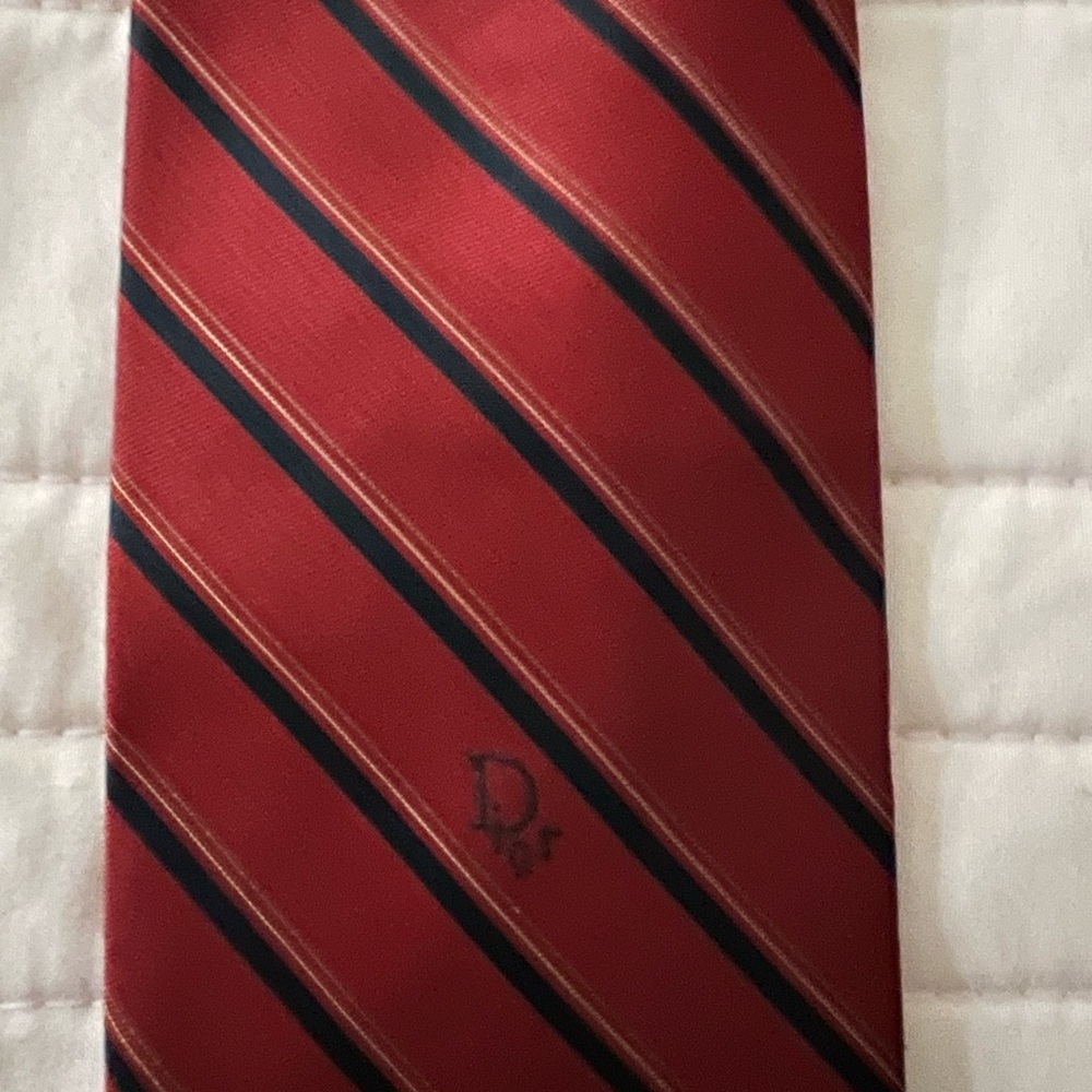 Men’s red Dior tie with navy stripes